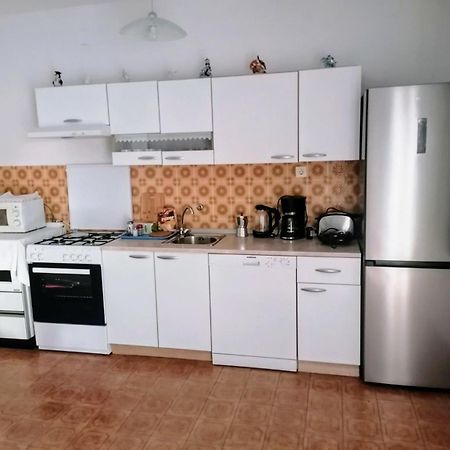 Apartman Tralje Сен Екстериор снимка