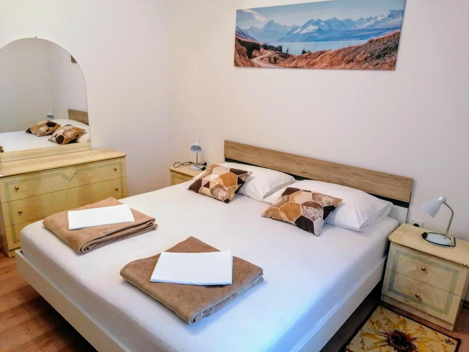 Apartman Tralje Сен Екстериор снимка